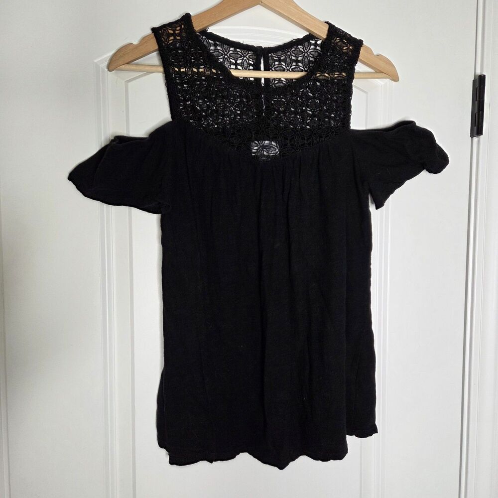 Old Navy Black Cold Shoulder Womens Top Back Keyhole Button Lace Top Small